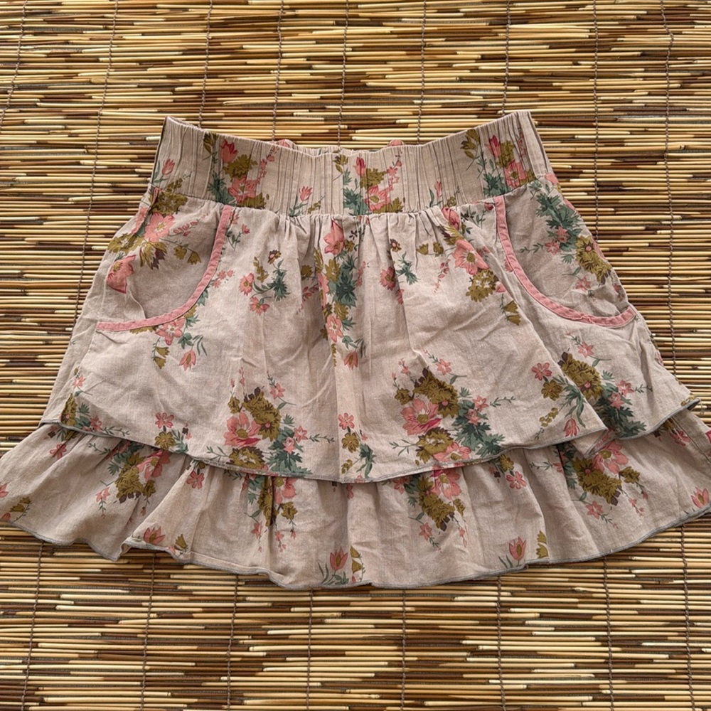 Vintage Floral Tiered Miniskirt Women’s Medium Floral boho Cottagecore Twee